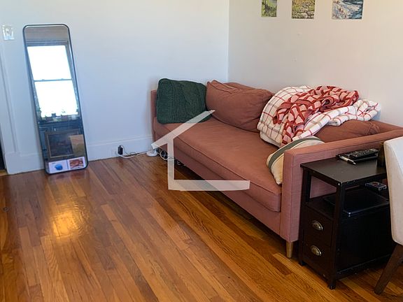 3rd image of 120 Brainerd Rd APT 18
