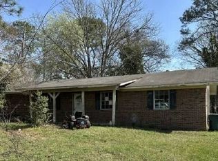111 Fairlane Dr, Eufaula, AL 36027