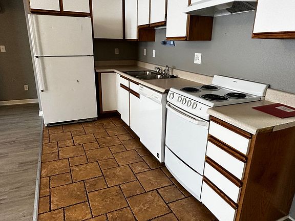 2nd image of 1720 7th Ave Unit B