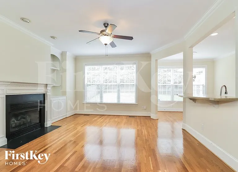 4192 Cypress Grove Ln — Photo 4