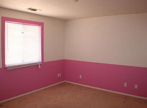 3rd image of 9105 W Oneida Dr