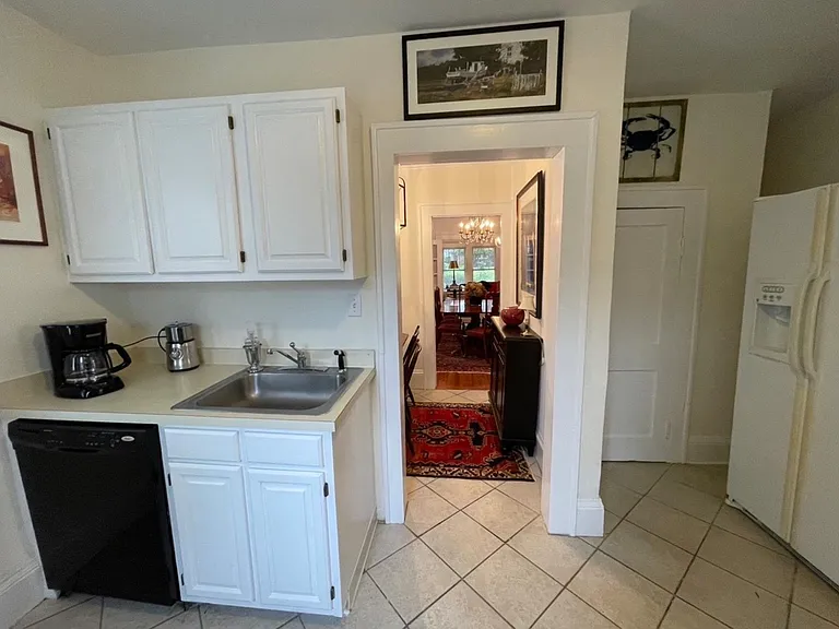 218 Circle Ave — Photo 16