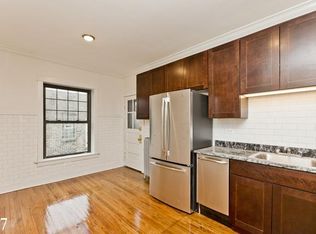 847 W Agatite Ave #1617, Chicago, IL 60640