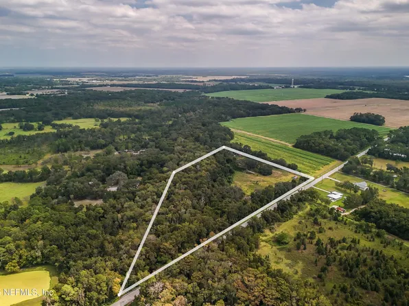 310 E RIVER Road, East Palatka, FL 32131