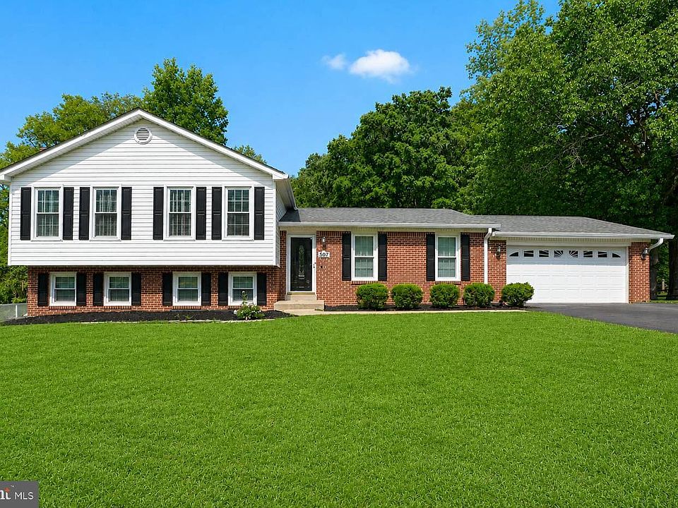 1st image of 507 Clarks Run Rd