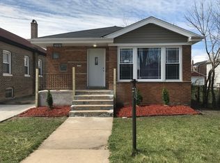 10232 S Bensley Ave, Chicago, IL