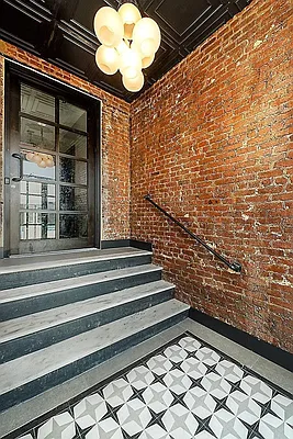 Rented by Bold New York | media 17