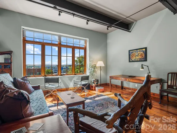 100 Coxe Ave Unit 306, Asheville, NC 28801