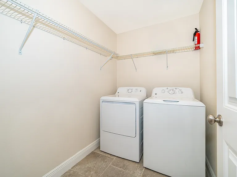 10061 Town Lake Dr #1 — Photo 2