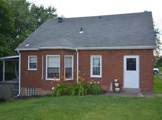 71 Herbst Rd #A, Coraopolis, PA 15108