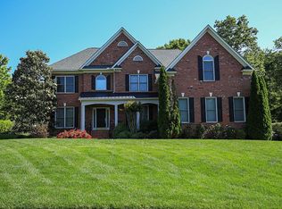 5822 Silver Creek Dr, Waxhaw, NC 28173