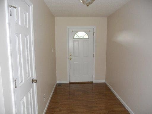 2nd image of 5533 Brandon Park Dr