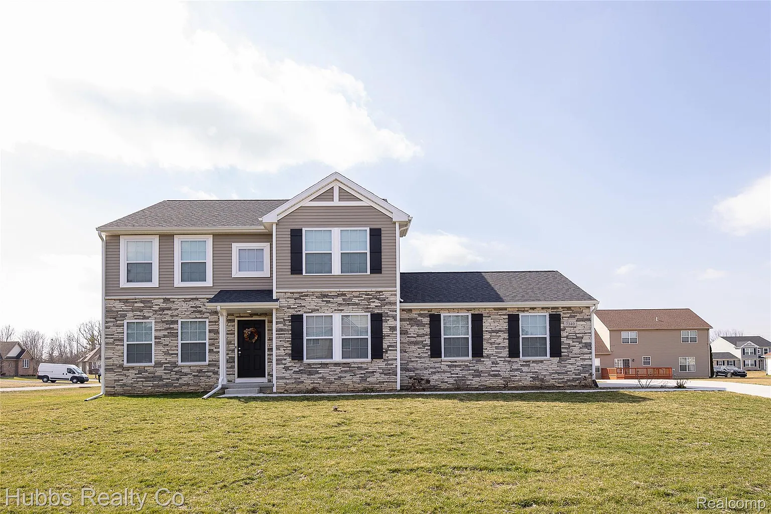 7340 Westminster Cir photo 1