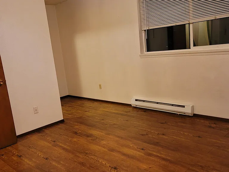 1425 Rainier Dr — Photo 11