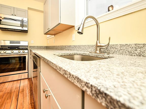 4th image of 15 Vesta Rd