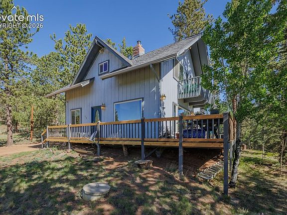 3rd image of 419 Lake Dr W
