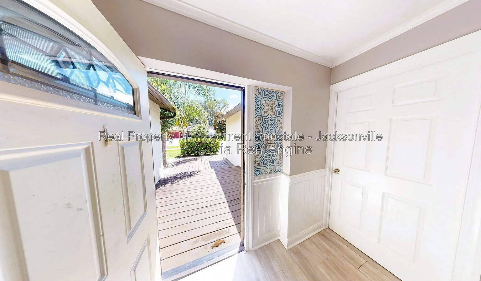 3 bed, 2.0 bath, 1473 sqft, $2,495 — Photo 3