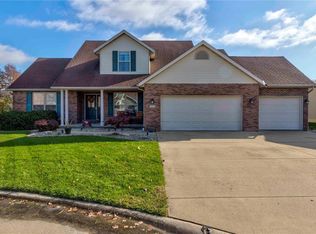 265 Brentmoor Ct, Highland, IL 62249