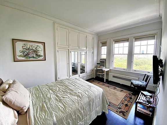 2nd image of 41 Central Park W #9G