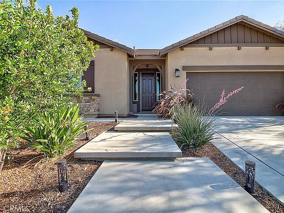 4th image of 24519 Fair Oaks Ln