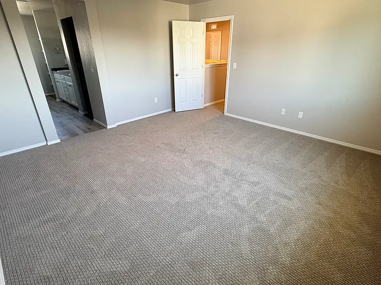 659 W Wolf Willow — Photo 12