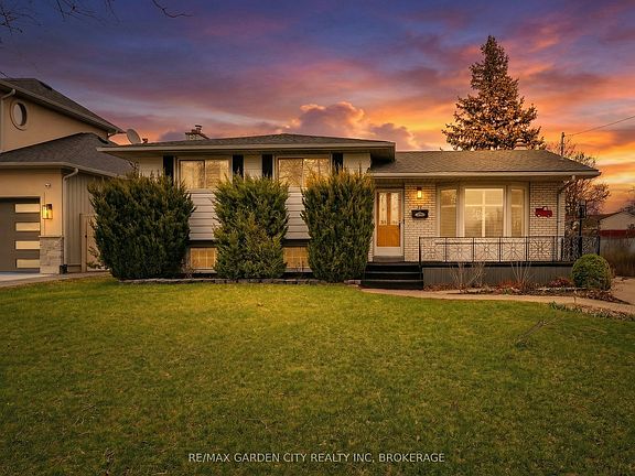 4th image of 78 Meredith Dr