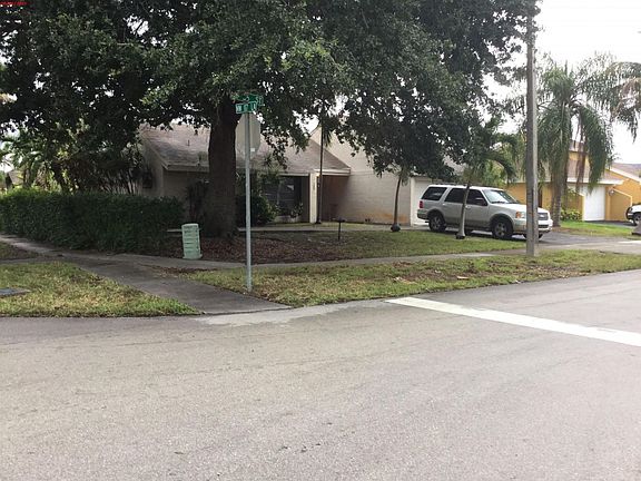 3rd image of 11741 NW 35th St