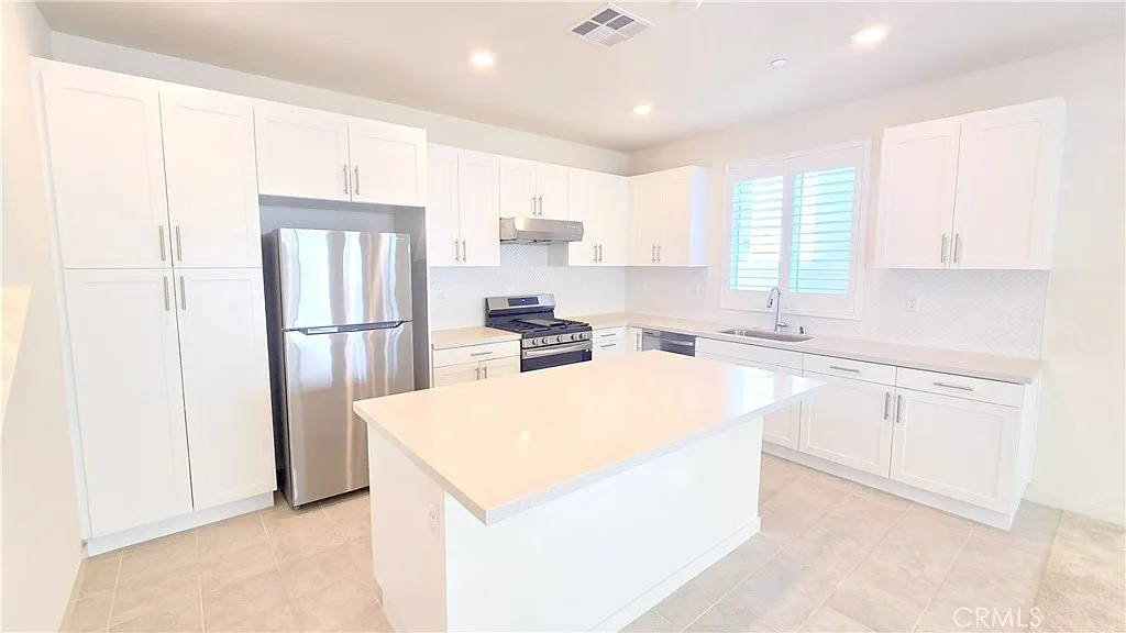 Building Photo - 3705 S Nexa Paseo