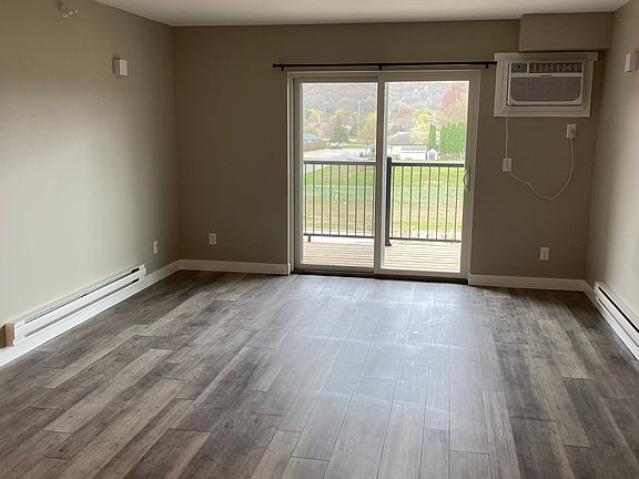 4th image of 1717 W 6th St #309