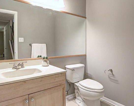 3rd image of 5524 Paxford Ct
