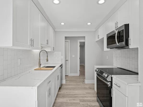 3865 E Leonesio Dr APT F2, Reno, NV 89512