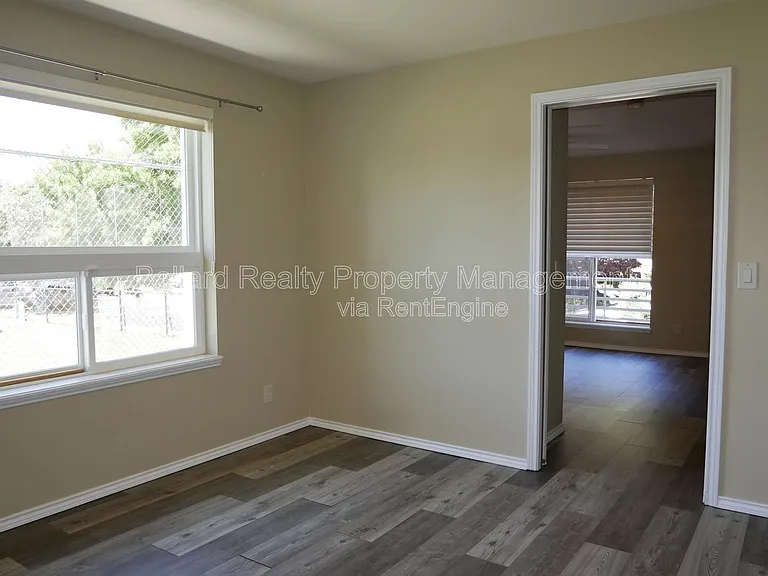 1737 NW 64th St — Photo 16