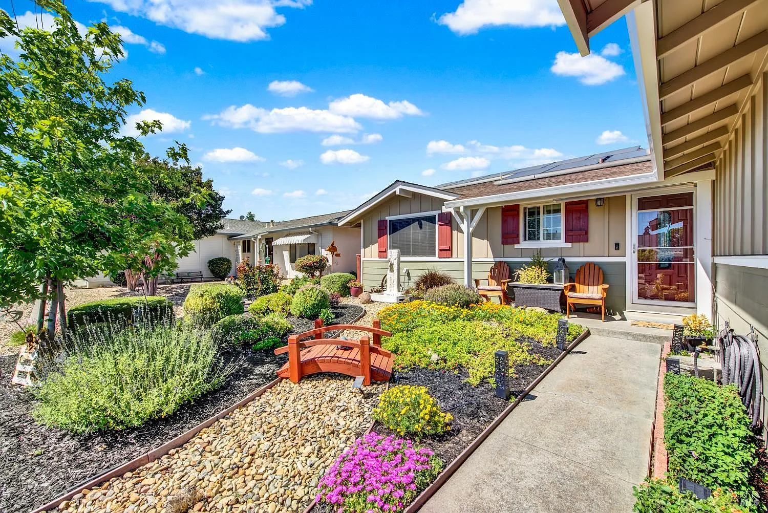 180 Glacier Circle photo 1