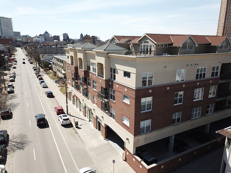 1st image of 1619 N Farwell Ave APT 302