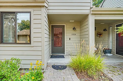 1924 S Teal Ln Photo 1