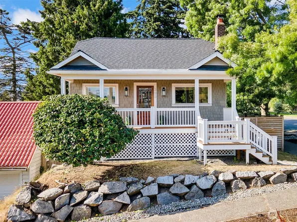 300 NW 47th Street, Seattle, WA 98107