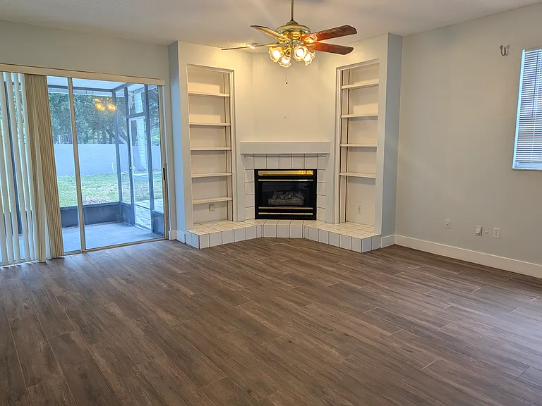 11435 Georgetown Cir — Photo 6