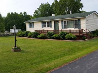 393 General Leroy Manor Rd, Morrisonville, NY 12962