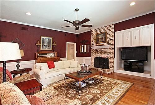 4th image of 1701 Watch Hill Dr