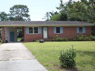 60 Northwood Dr, Wilmington, NC 28405