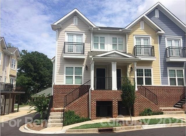 1st image of 501 Village Park Dr