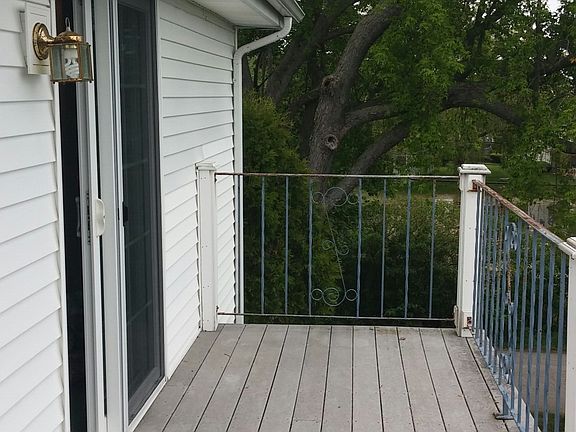 2nd image of 14 Myrica Ave #9