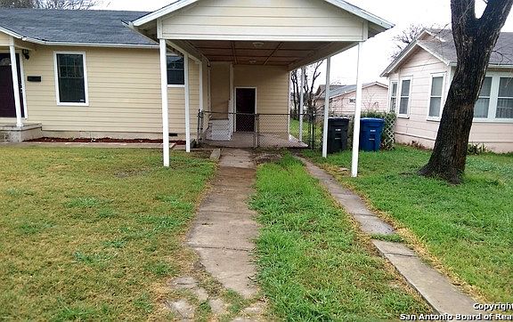 3rd image of 542 Glamis Ave