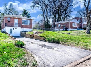 8370 Orchard Ave, Saint Louis, MO