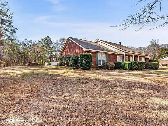 3rd image of 50 Cricket Rdg