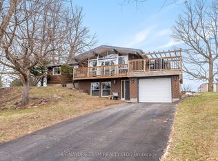 32 Hydro Bay Rd, Whitewater Region, ON K0J 1K0