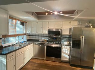 3744 Chimney Creek Dr, Virginia Beach, VA 23462