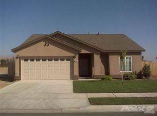 1272 Bond Ct, Lindsay, CA 93247