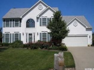 502 Waterford Ct, Avon Lake, OH 44012