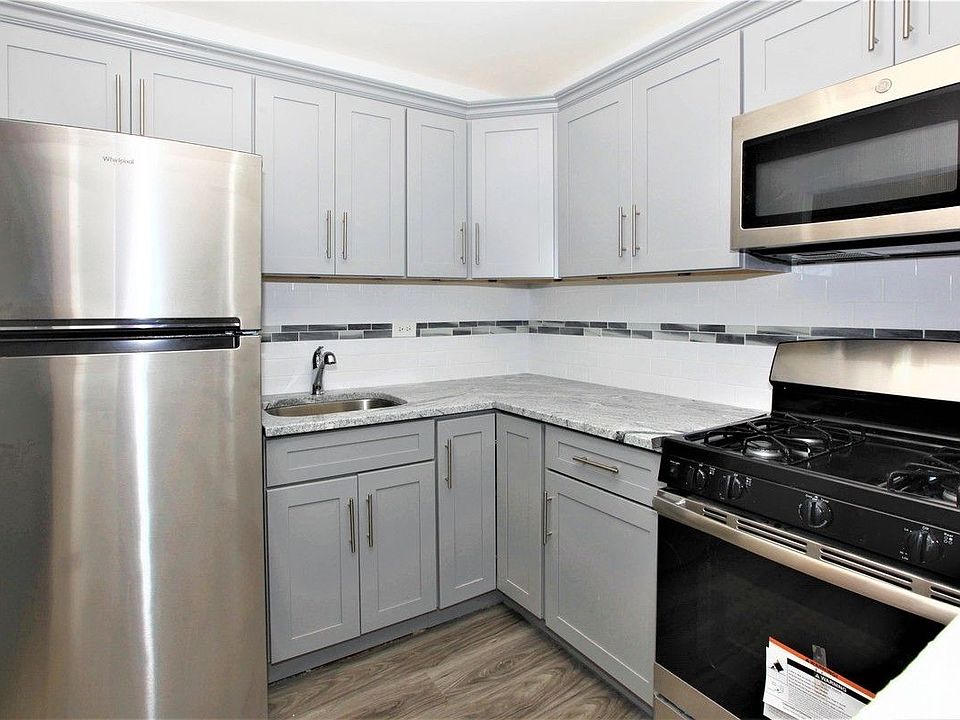 1st image of 275 Webster Ave APT 3I